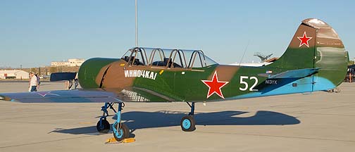Yakovlev Yak-52 N13YK